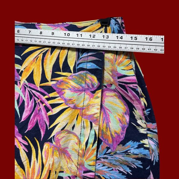 St. John's Bay - Women's Mid-Rise Skort - Floral - 4 - Picture 6 of 16